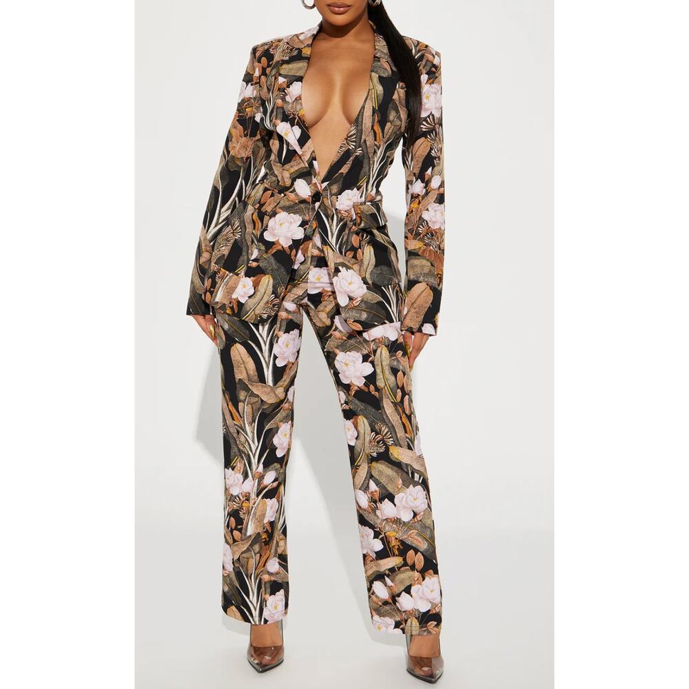 Fashion Nova Always Polished Black 2-Piece Suit Floral Tropical Size Small NWOT